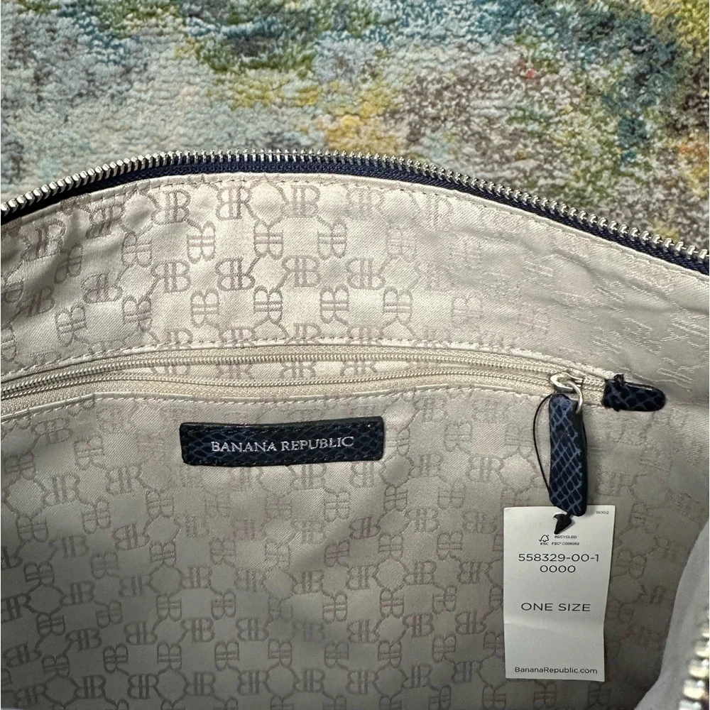 NWT Banana Republic Faux Leather Snakeskin Print Tablet Case